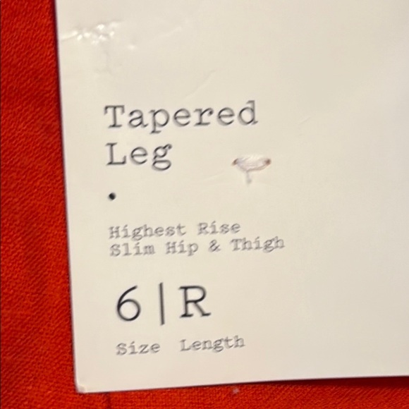 🌹NWT:A NEW DAY RED TAPERED LEG PANTS - Picture 4 of 6